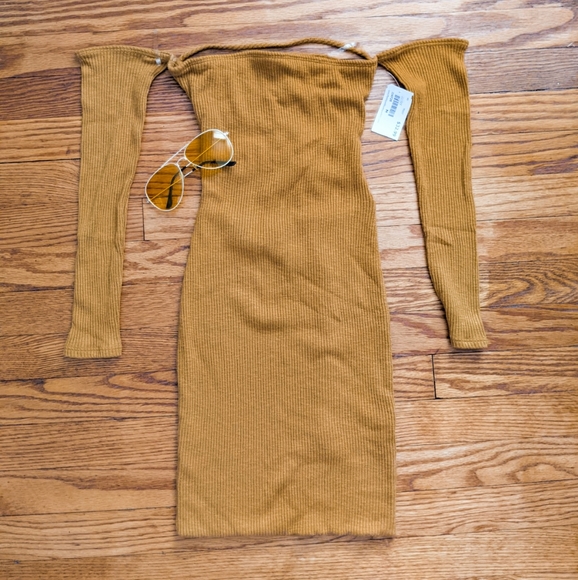 Mustard Off the Shoulder Lace Tie Up Open Back Bodycon Dress MystiqueBoutiqueNYC - Picture 2 of 8